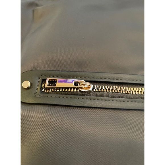 A new day 2 way purse - Picture 2 of 7